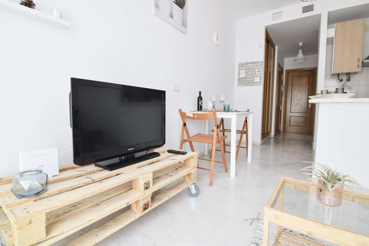 P&P Apartaments Carrera De Capuchinos Malaga Exterior photo