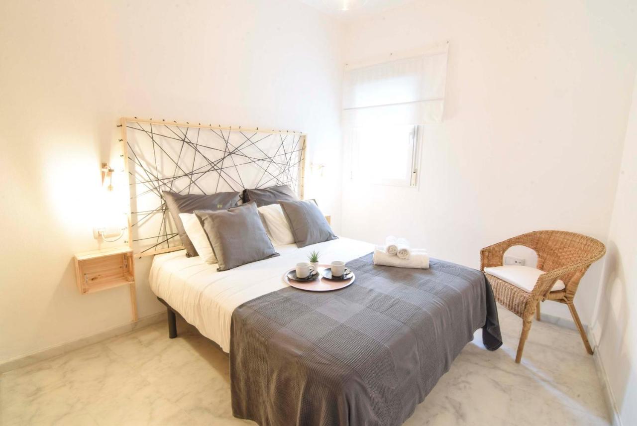 P&P Apartaments Carrera De Capuchinos Malaga Exterior photo