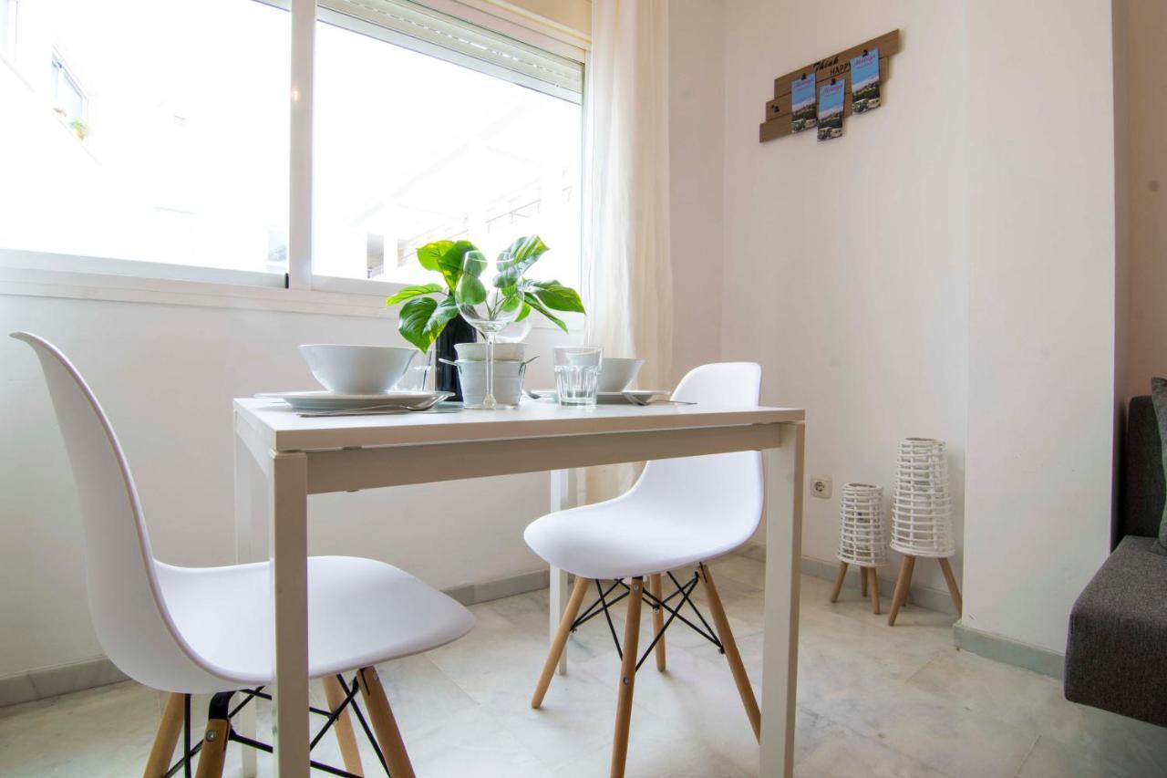 P&P Apartaments Carrera De Capuchinos Malaga Exterior photo